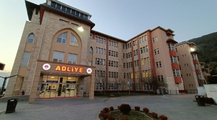 EZGİ APARTMANI DAVASI ERTELENDİ