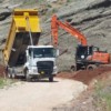 DULKADİROĞLU’NDA YOL, ASFALT VE PARKE SEFERBERLİĞİ