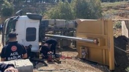 KENDİ KULLANDIĞI KAMYONUN ALTINDA KALDI
