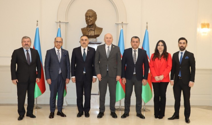 REKTÖR YASIM’DAN AZERBAYCAN BÜYÜKELÇİSİNE ZİYARET