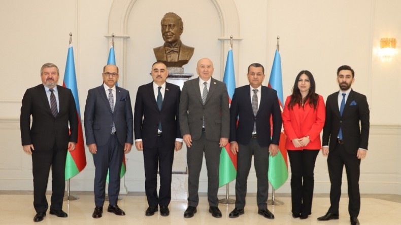 REKTÖR YASIM’DAN AZERBAYCAN BÜYÜKELÇİSİNE ZİYARET